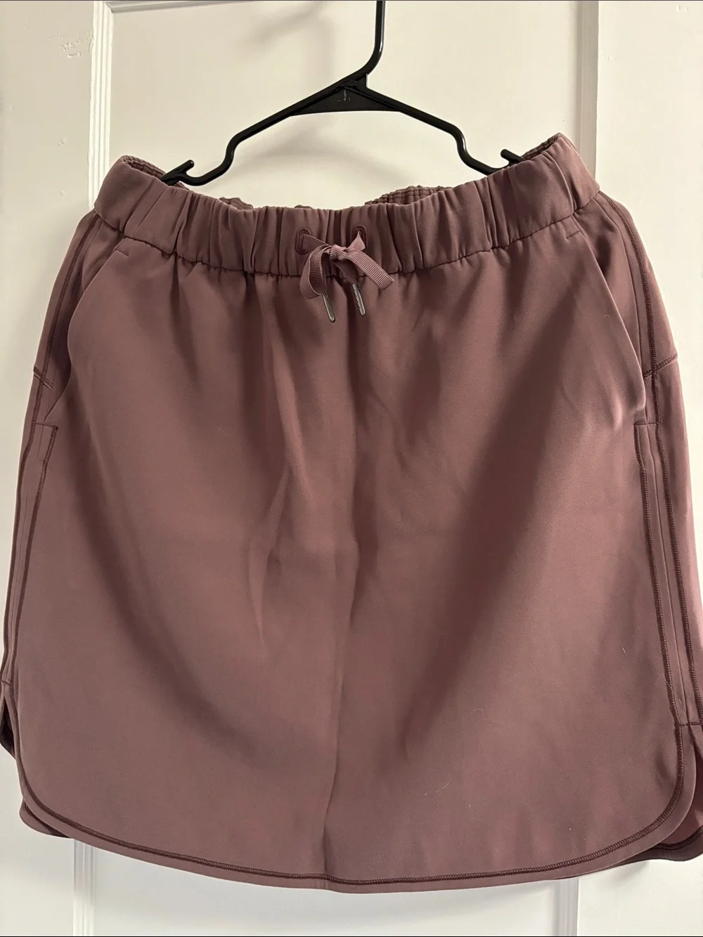 Lululemon On The Fly Skirt *Woven Cherry Cola size 10